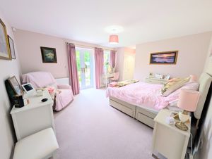 Photo 26- click for photo gallery